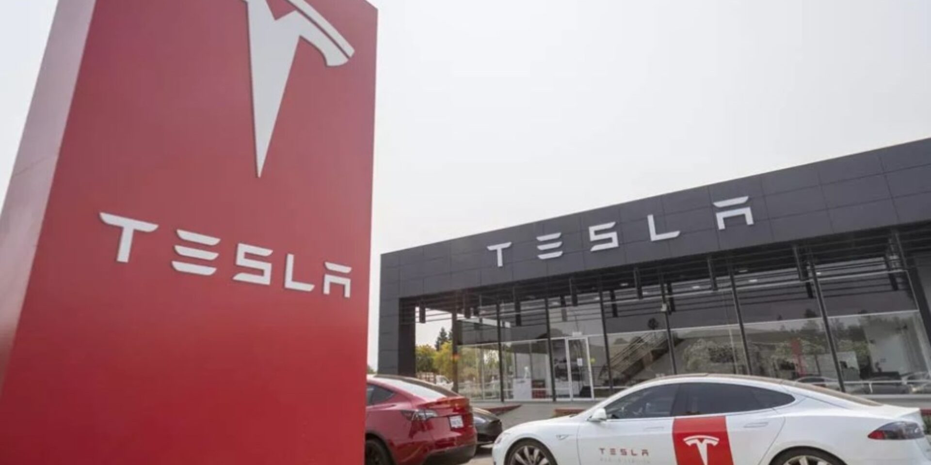 Αντιπροσωπεία της Tesla