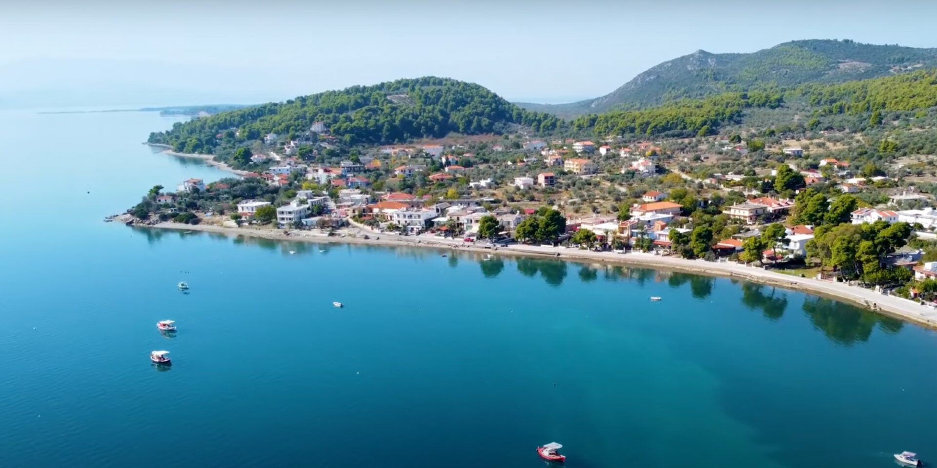 Το χωριό Άγιος Γεώργιος στη Βόρεια Εύβοια