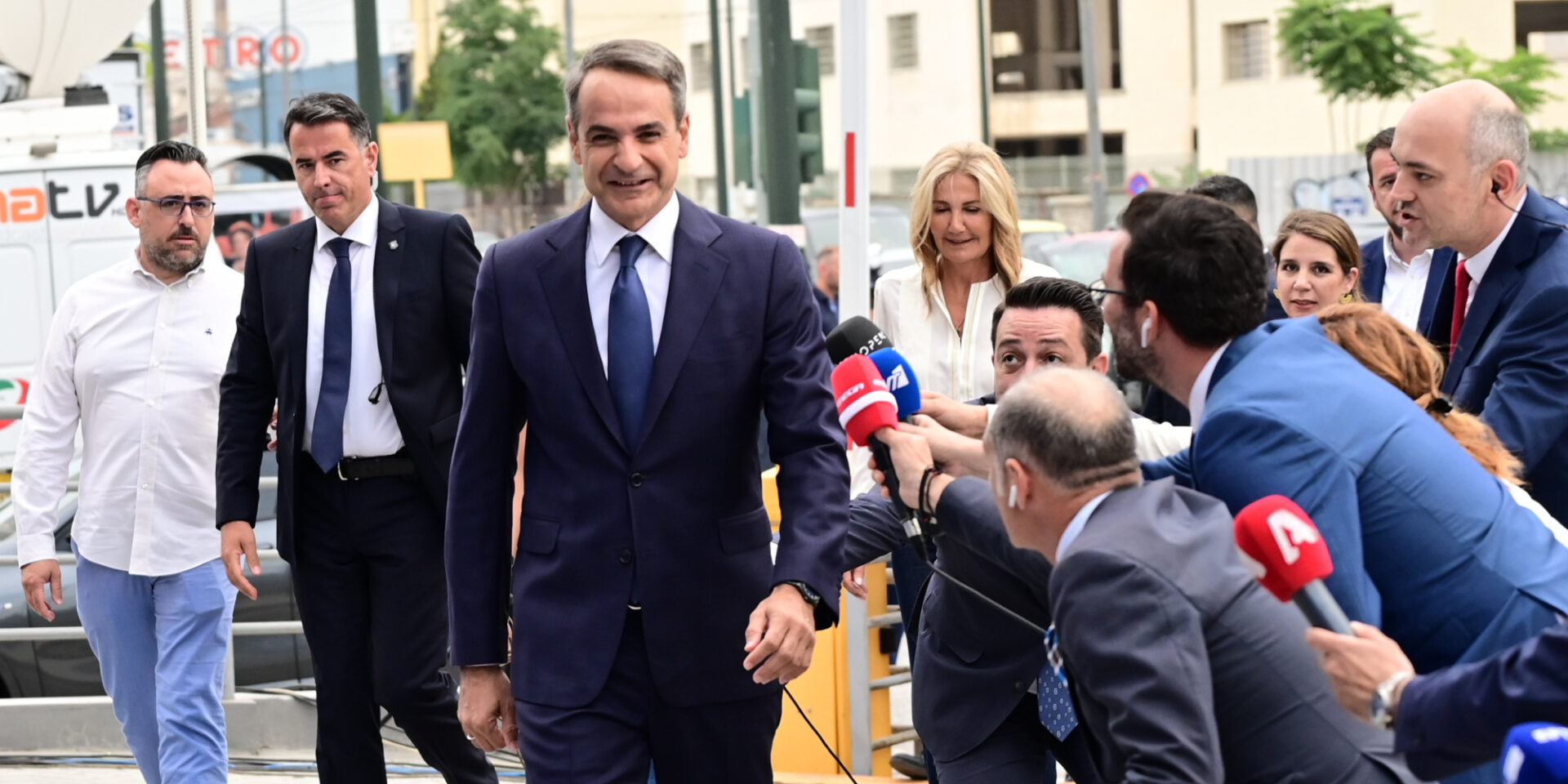 Θρίαμβος Μητσοτάκη στις εκλογές