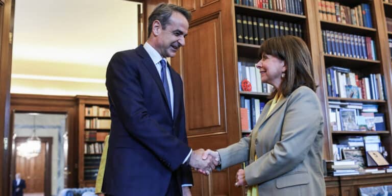 Αντίστροφη μέτρηση για την Προεδρία της Δημοκρατίας: Η συνάντηση Μητσοτάκη-Σακελλαροπούλου σηματοδοτεί εξελίξεις