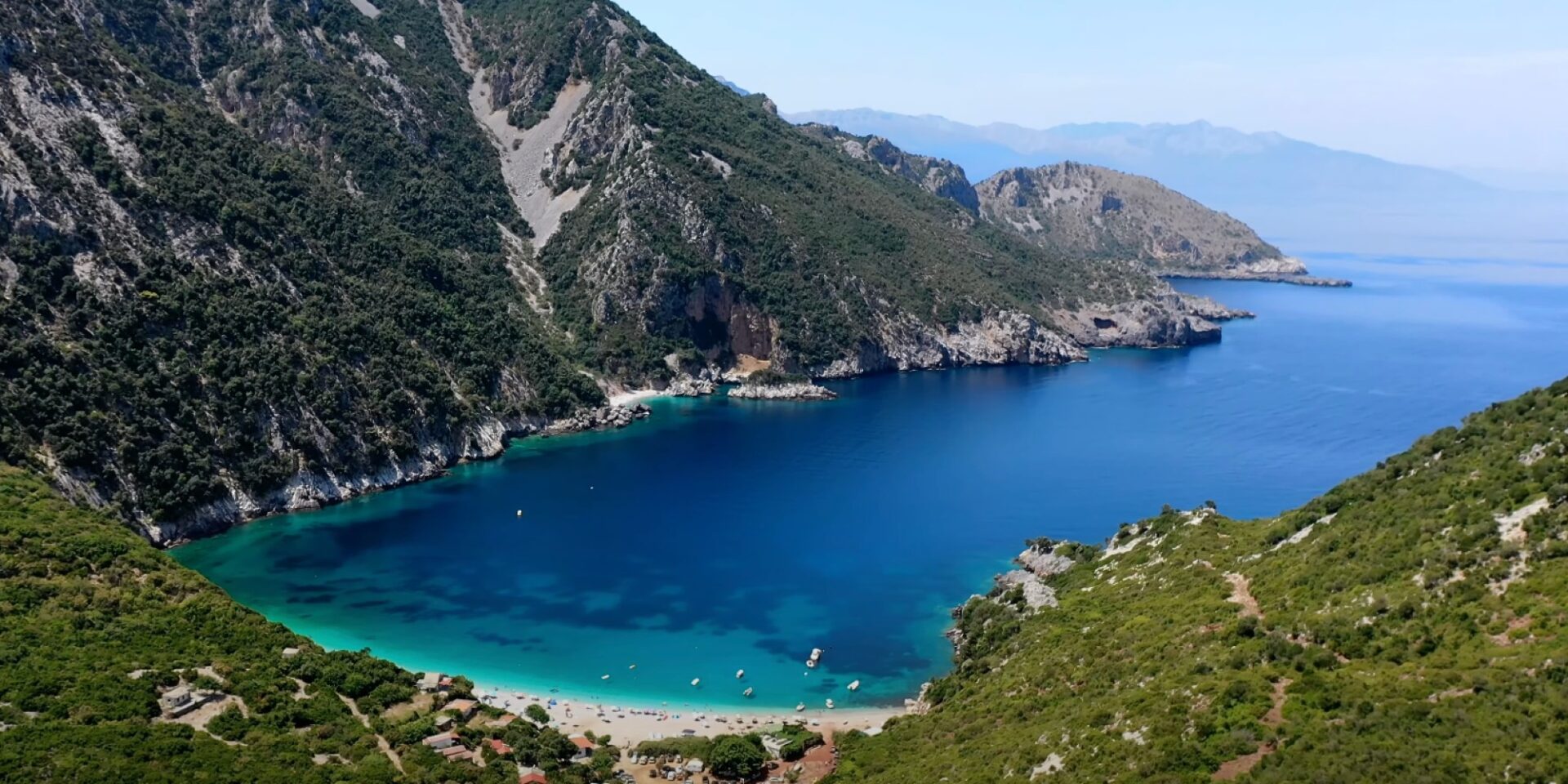 Παραλία Θάψα