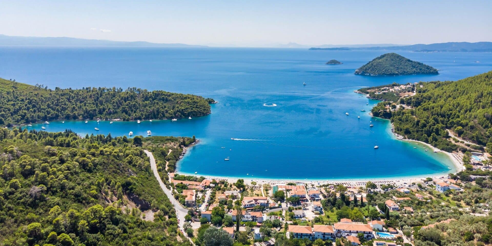 Ο Πάνορμος στη Σκόπελο - σκόπελος