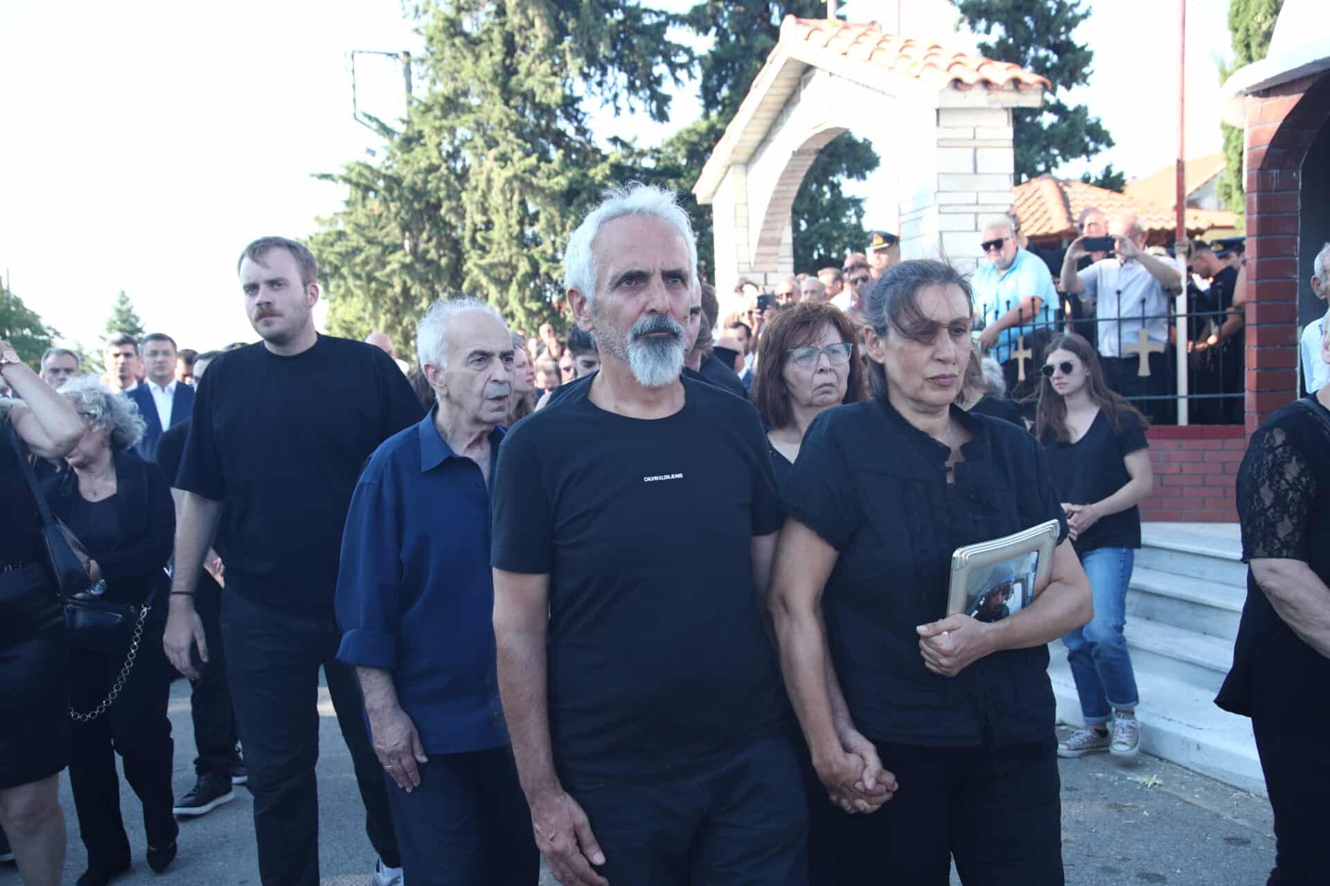 Εικόνα από την κηδεία του Ανθυποσμηναγού Περικλή Στεφανίδη