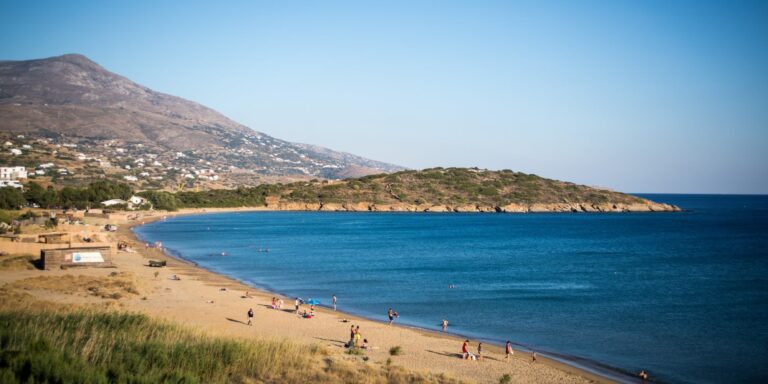 Καιρός σήμερα: Ηλιοφάνεια και θερμοκρασία έως 36 βαθμούς – Πού θα βρέξει