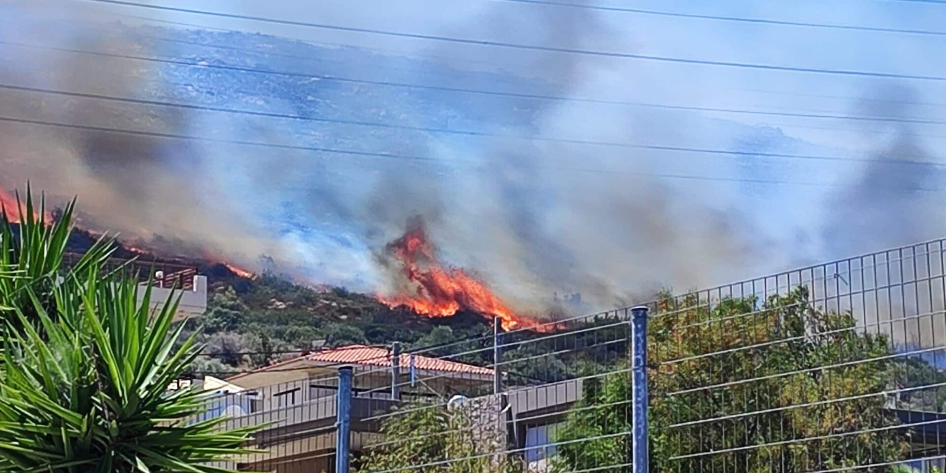 Εικόνα από τη φωτιά στον Νέο Κουβαρά