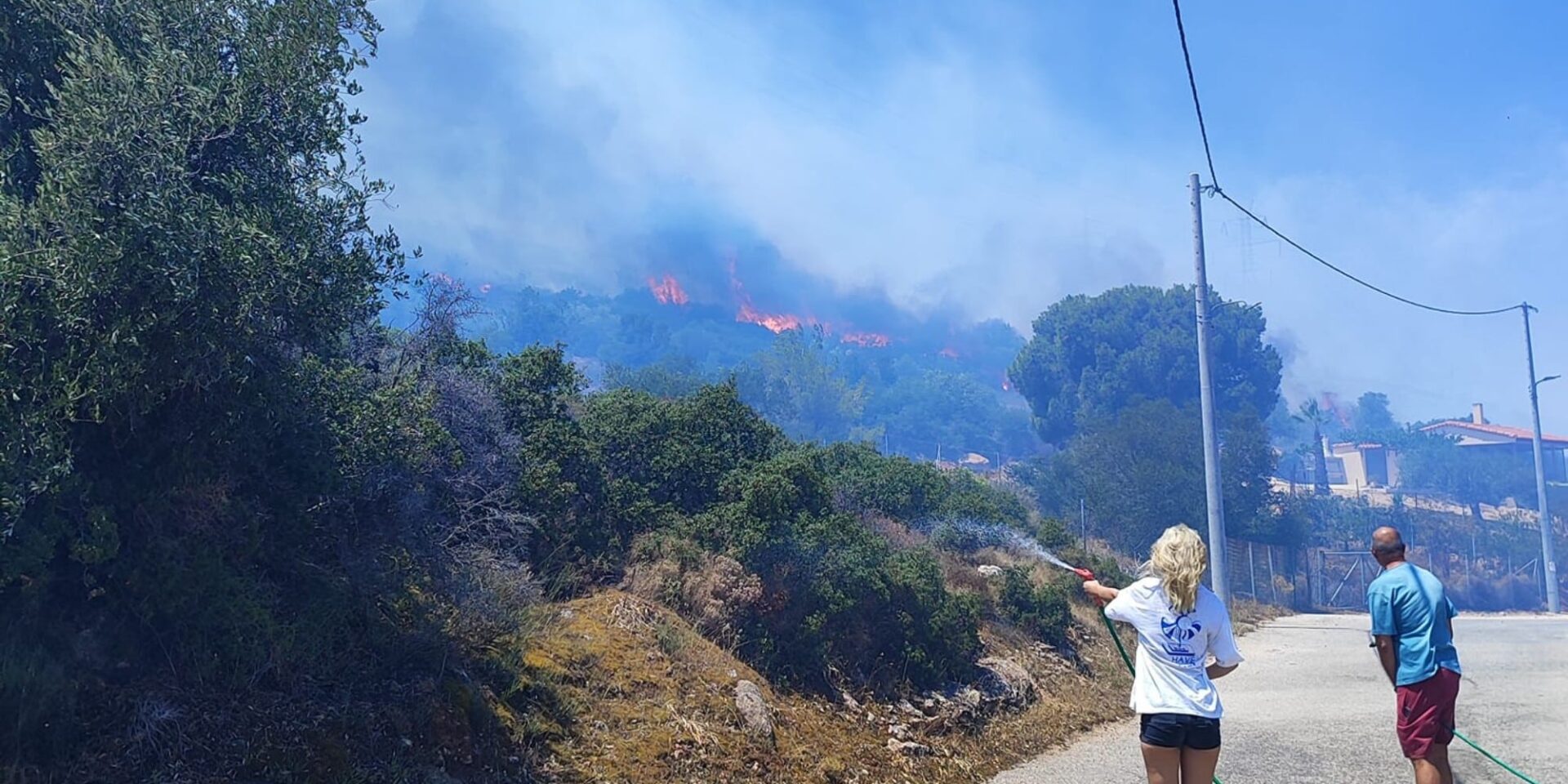 Εικόνα από τη φωτιά στον Νέο Κουβαρά