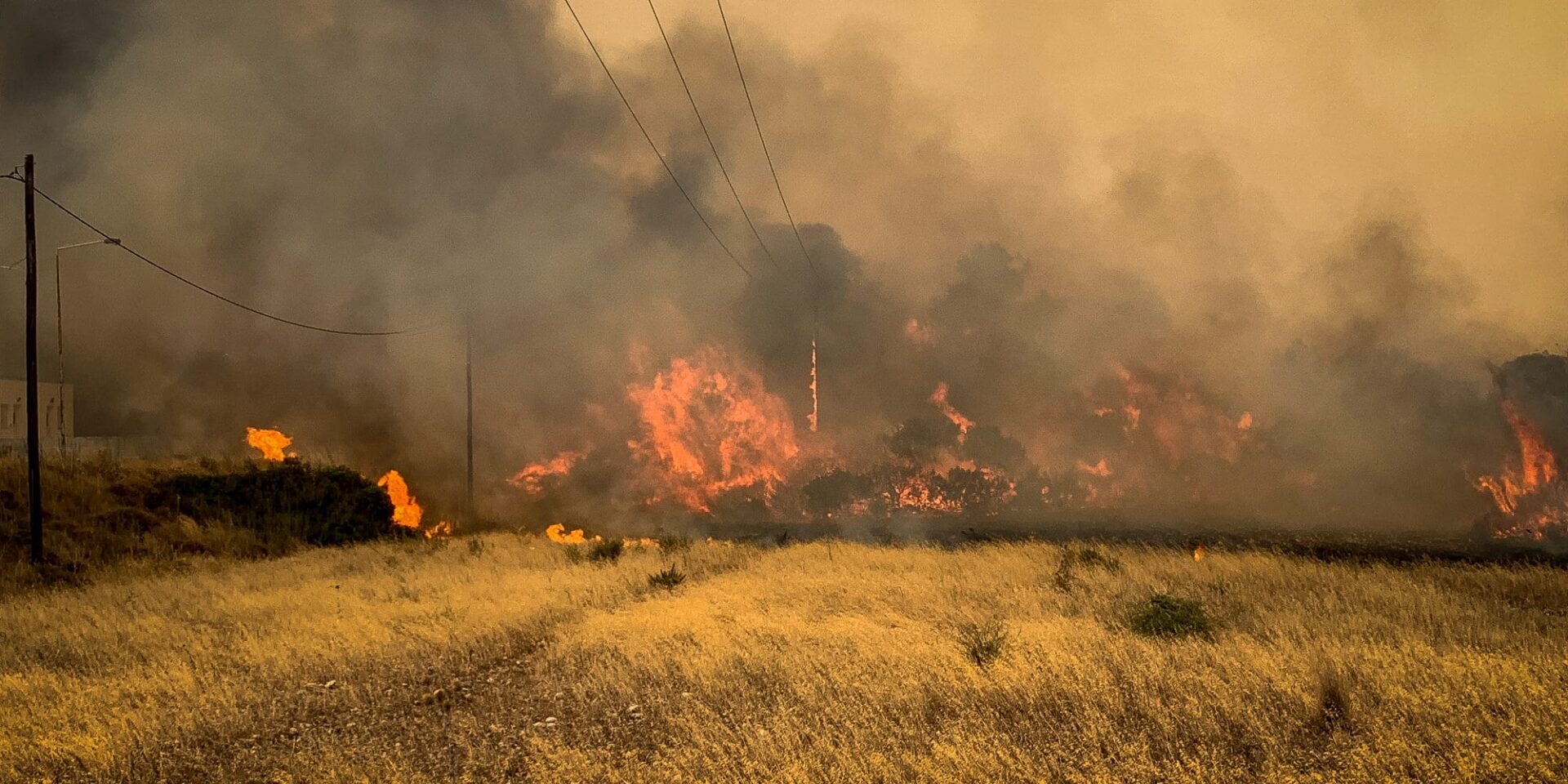 Εικόνα από τη φωτιά στη Ρόδο