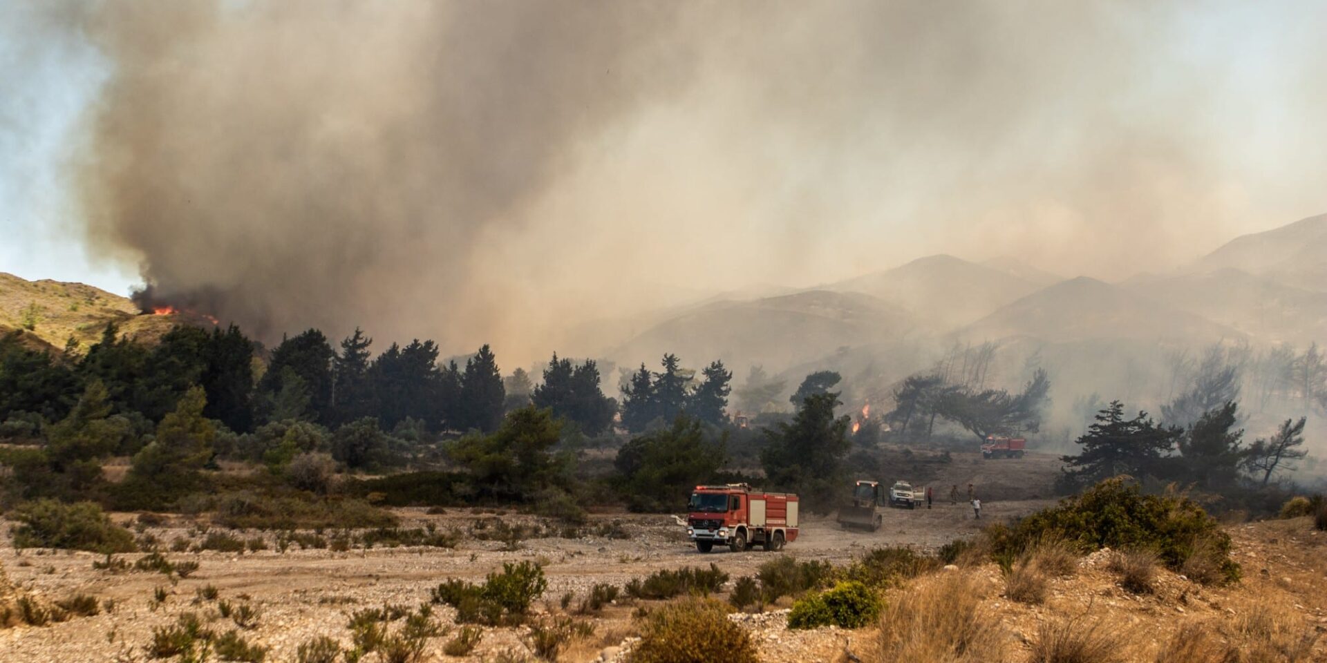 Εικόνα από τη φωτιά στη Ρόδο
