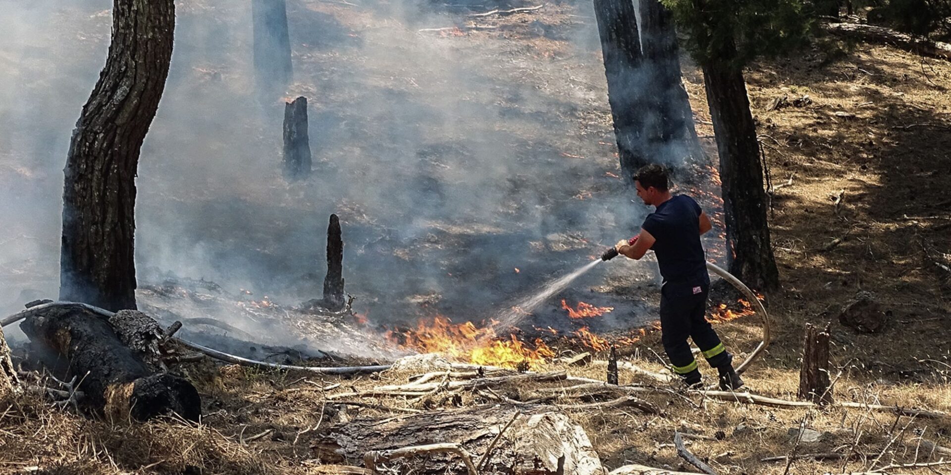 Εικόνα από τη φωτιά στη Ρόδο