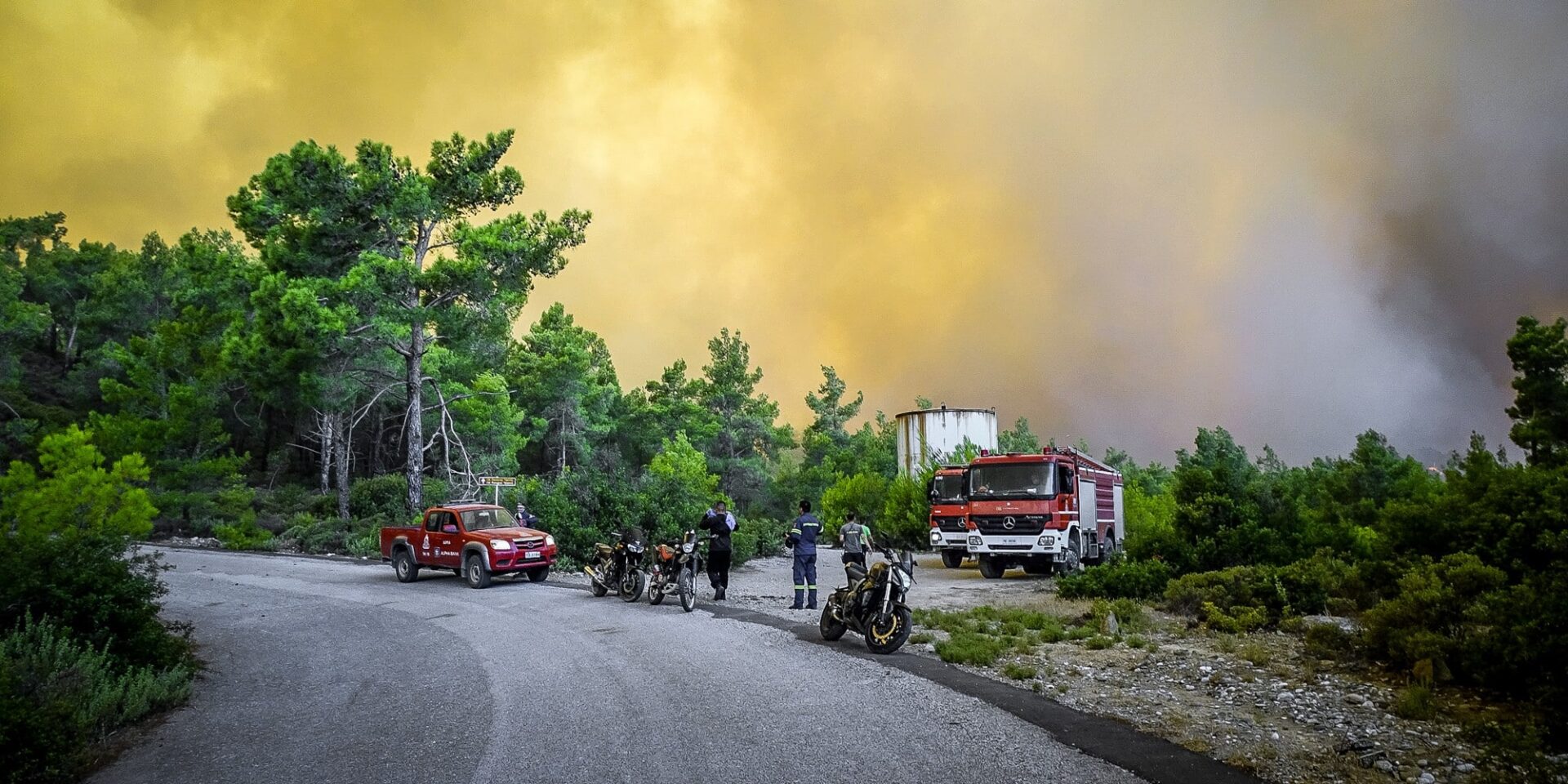 Εικόνα από τη φωτιά στη Ρόδο