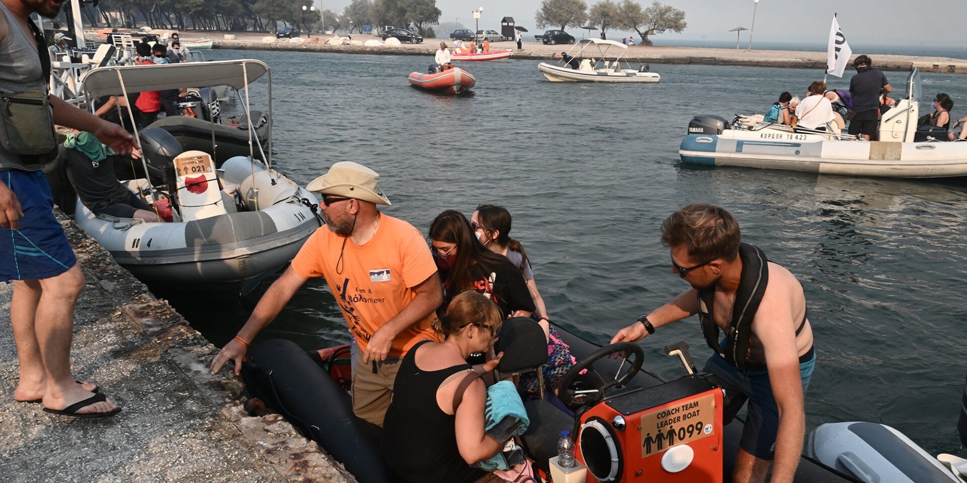 Εκκένωση από τη θάλασσα στη Νέα Αγχίαλο