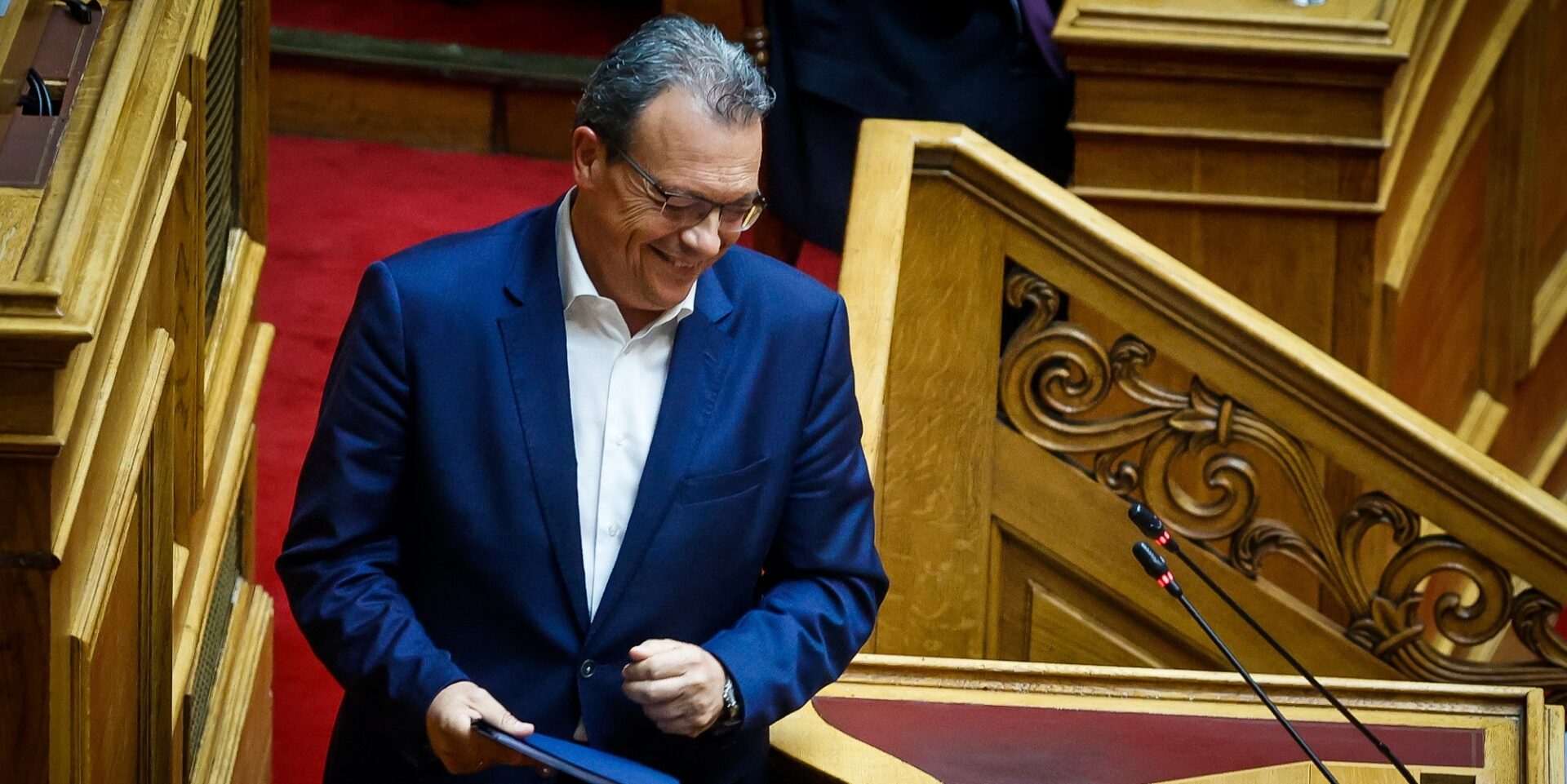 Ο πρόεδρος της ΚΟ του ΣΥΡΙΖΑ, Σωκράτης Φάμελλος, στη Βουλή
