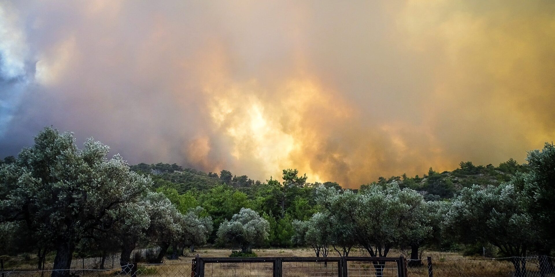 Φωτιά στη Ρόδο