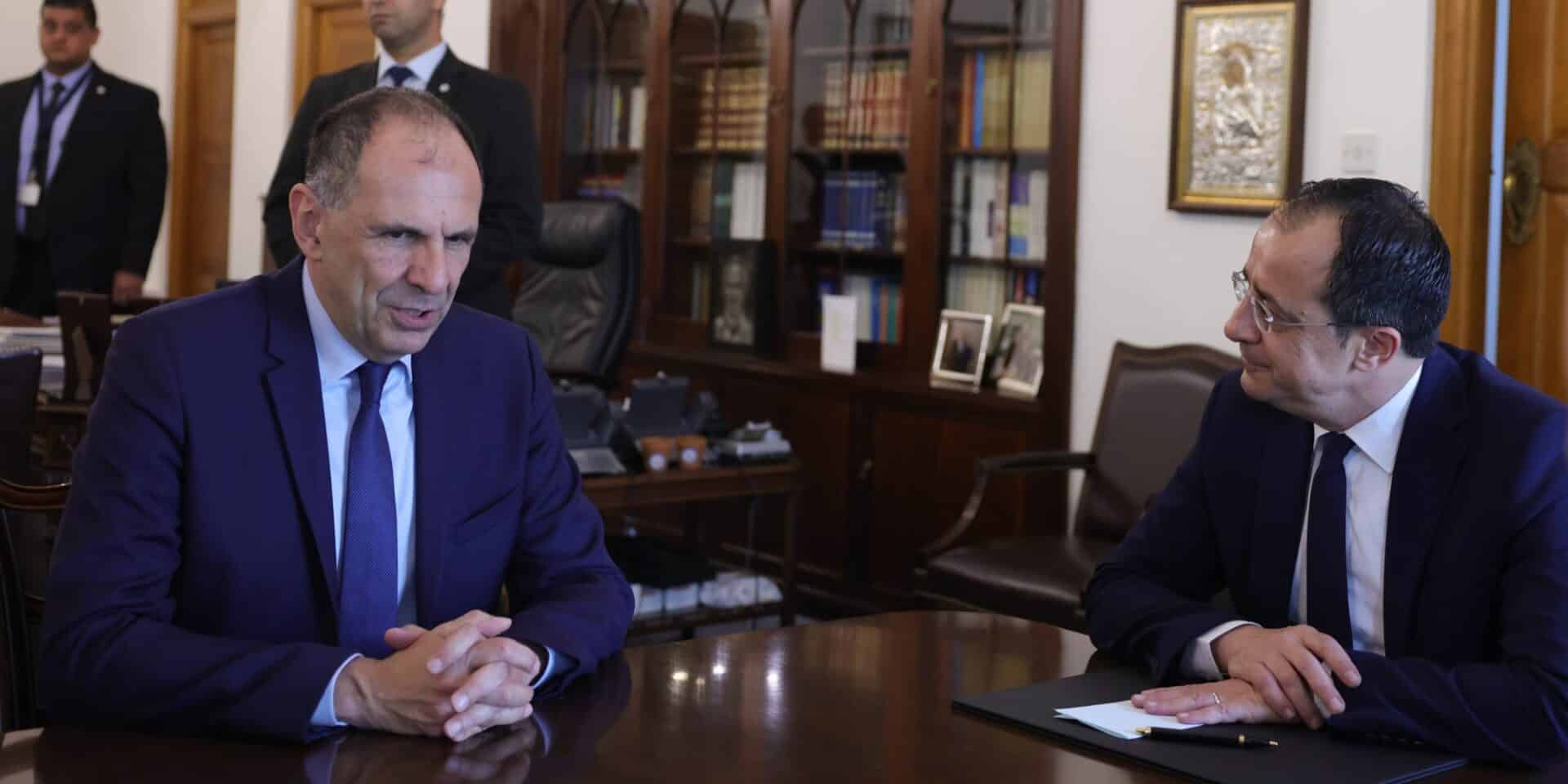 Ο Γιώργος Γεραπετρίτης και ο Νίκος Χριστοδουλίδης