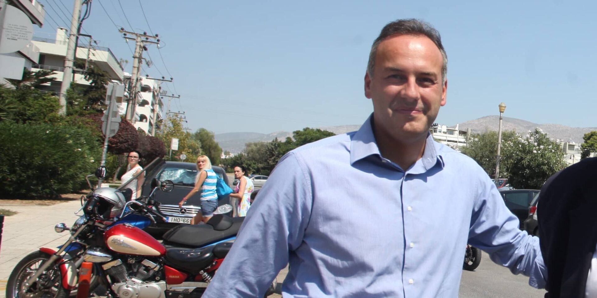 Ο δήμαρχος Γλυφάδας, Γιώργος Παπανικολάου
