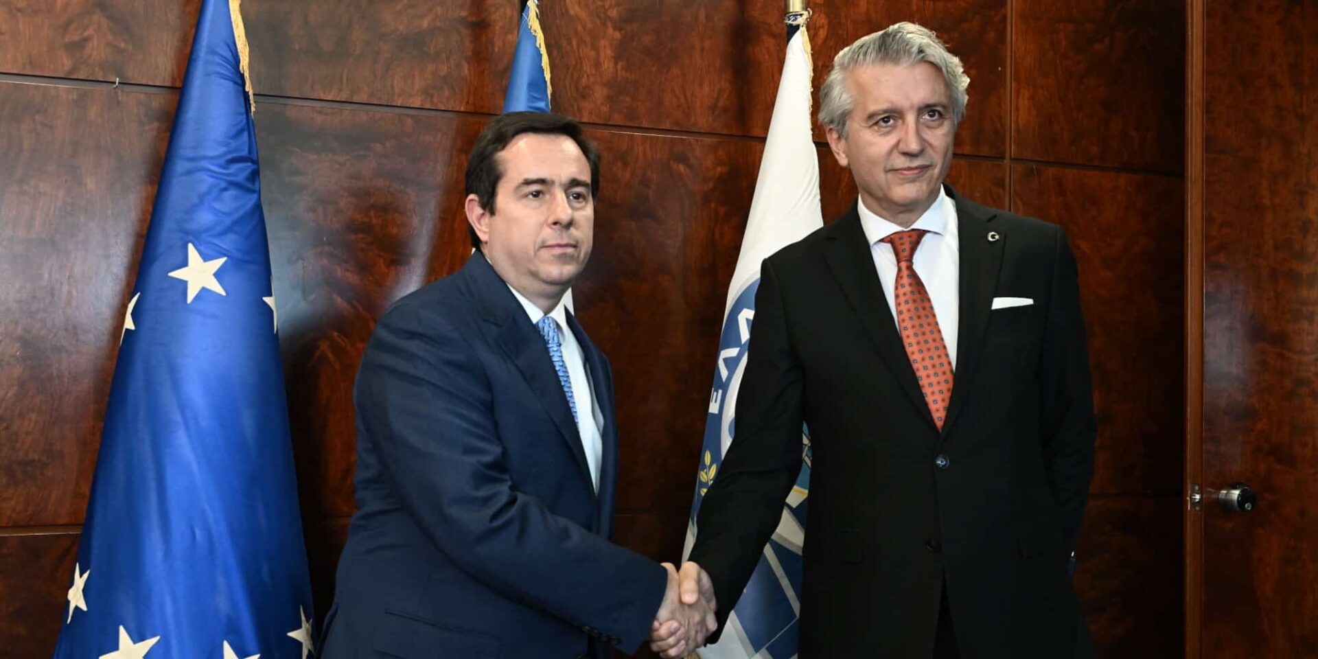 Ο Νότης Μηταράκης συναντήθηκε με τον Τούρκο πρέσβη στην Αθήνα