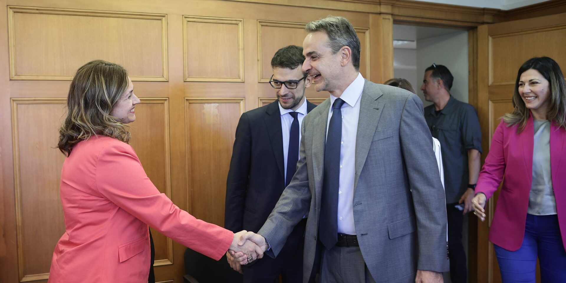 Ο Κυριάκος Μητσοτάκης στο υπουργείο Κοινωνικής Συνοχής και Οικογένειας