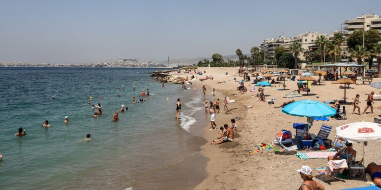 Καιρός σήμερα: Ηλιοφάνεια και θερμοκρασία έως 40 βαθμούς