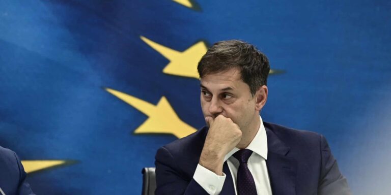 Θεοχάρης: «Αύξηση εισοδημάτων υπό δύο προϋποθέσεις» – Τι είπε για τις φορολογικές δηλώσεις