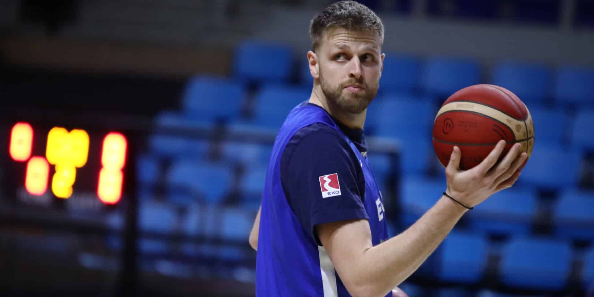 Ο Βασίλης Χαραλαμπόπουλος