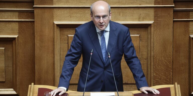 Χατζηδάκης για κύκλωμα εφοριακών στη Χαλκίδα: «Δεν μπήκα στην πολιτική για να καλύπτω κλέφτες»
