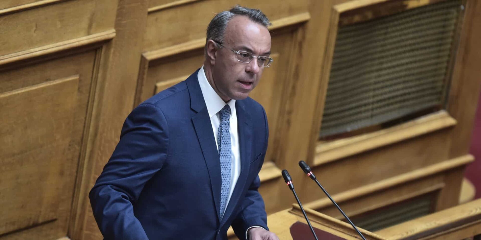 Ο Χρήστος Σταϊκούρας στο βήμα της Βουλής
