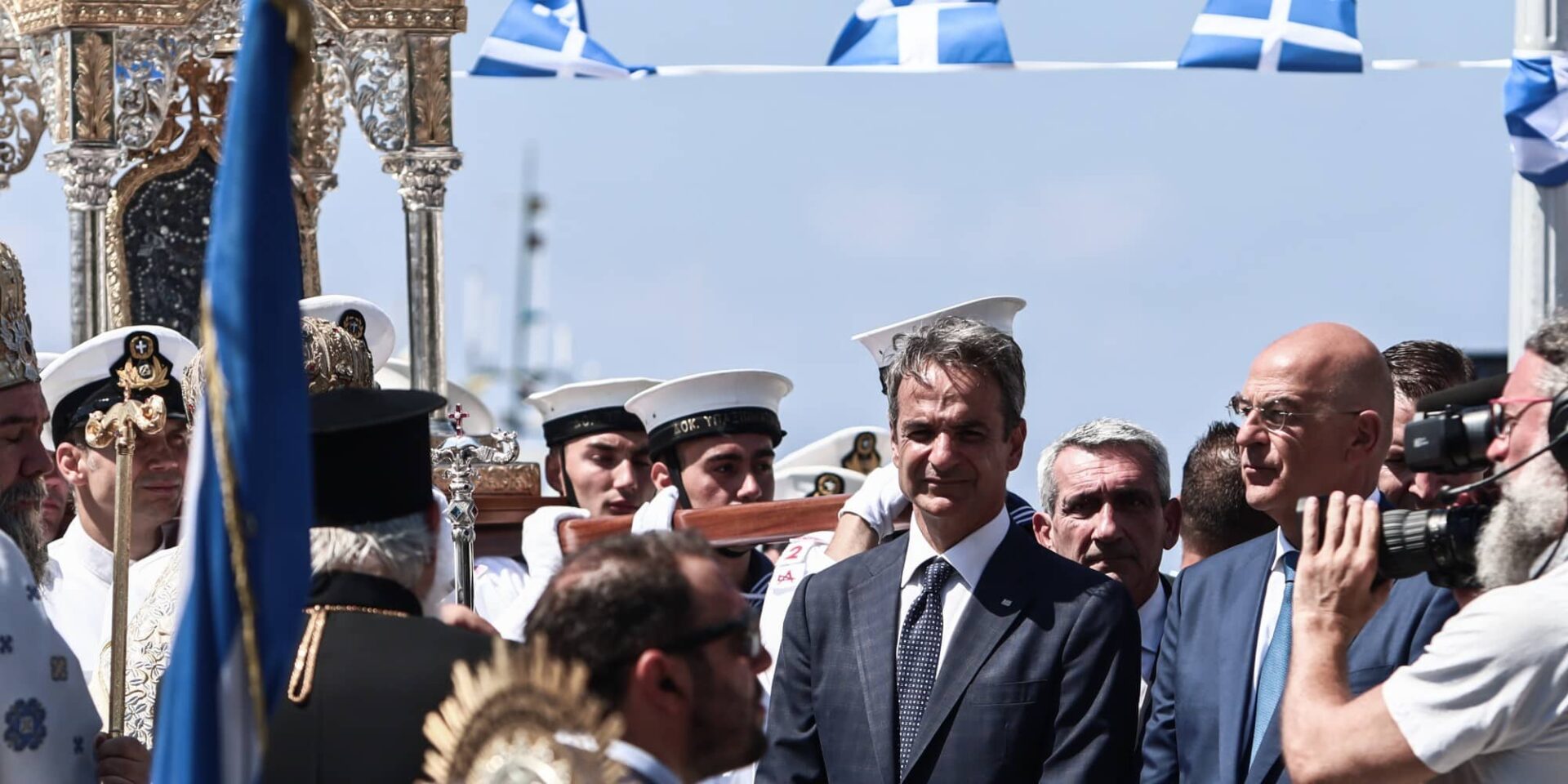 Κυριάκος Μητσοτάκης και Νίκος Δένδιας στην Τήνο