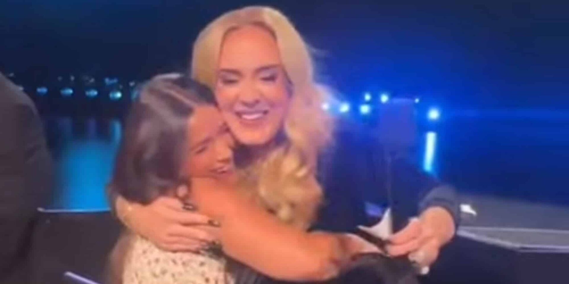 Η Adele με φαν της