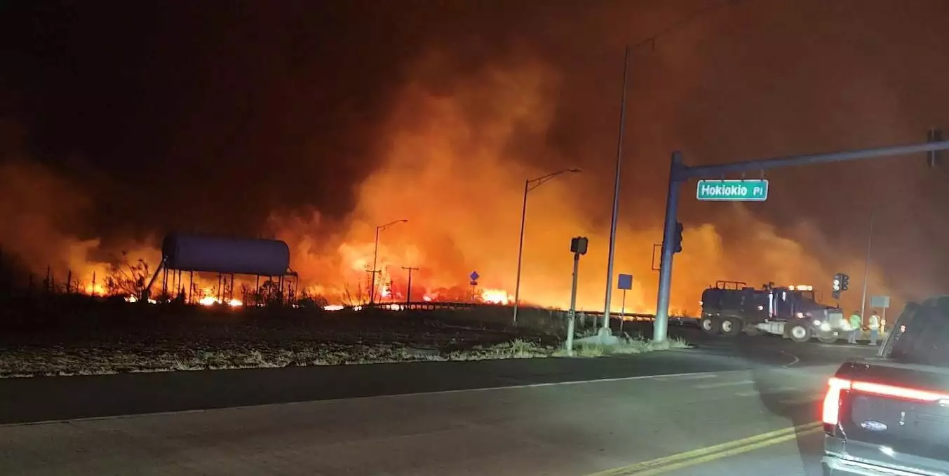 fwtia xavai 27 8 2023 - Χαβάη: Νέα δασική πυρκαγιά απειλεί κατοικημένη περιοχή στη νήσο Μάουι – Εντολή εκκένωσης από τις τοπικές αρχές