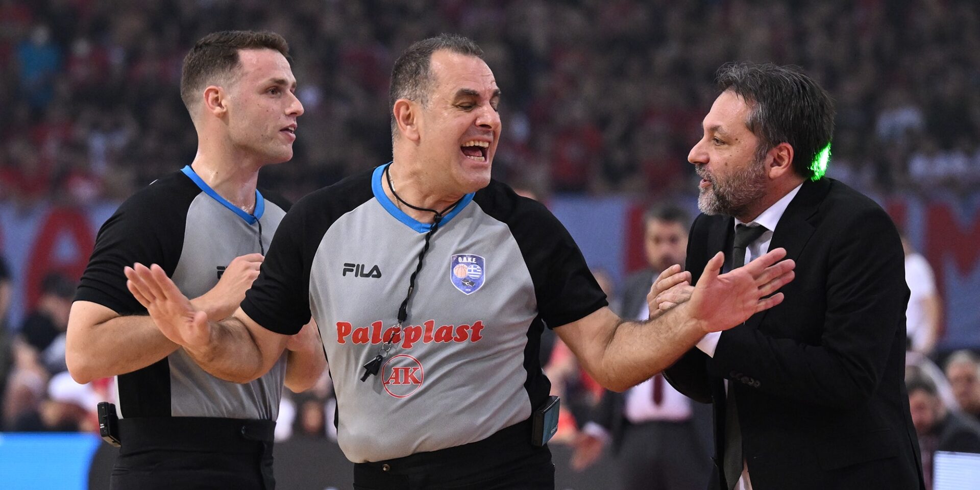 Ο διαιτητής Ηλίας Κορομηλάς