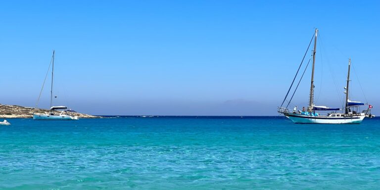 Τα νησιά που «βούλιαξαν» τον Δεκαπενταύγουστο – Πού πήγαν Έλληνες και ξένοι τουρίστες