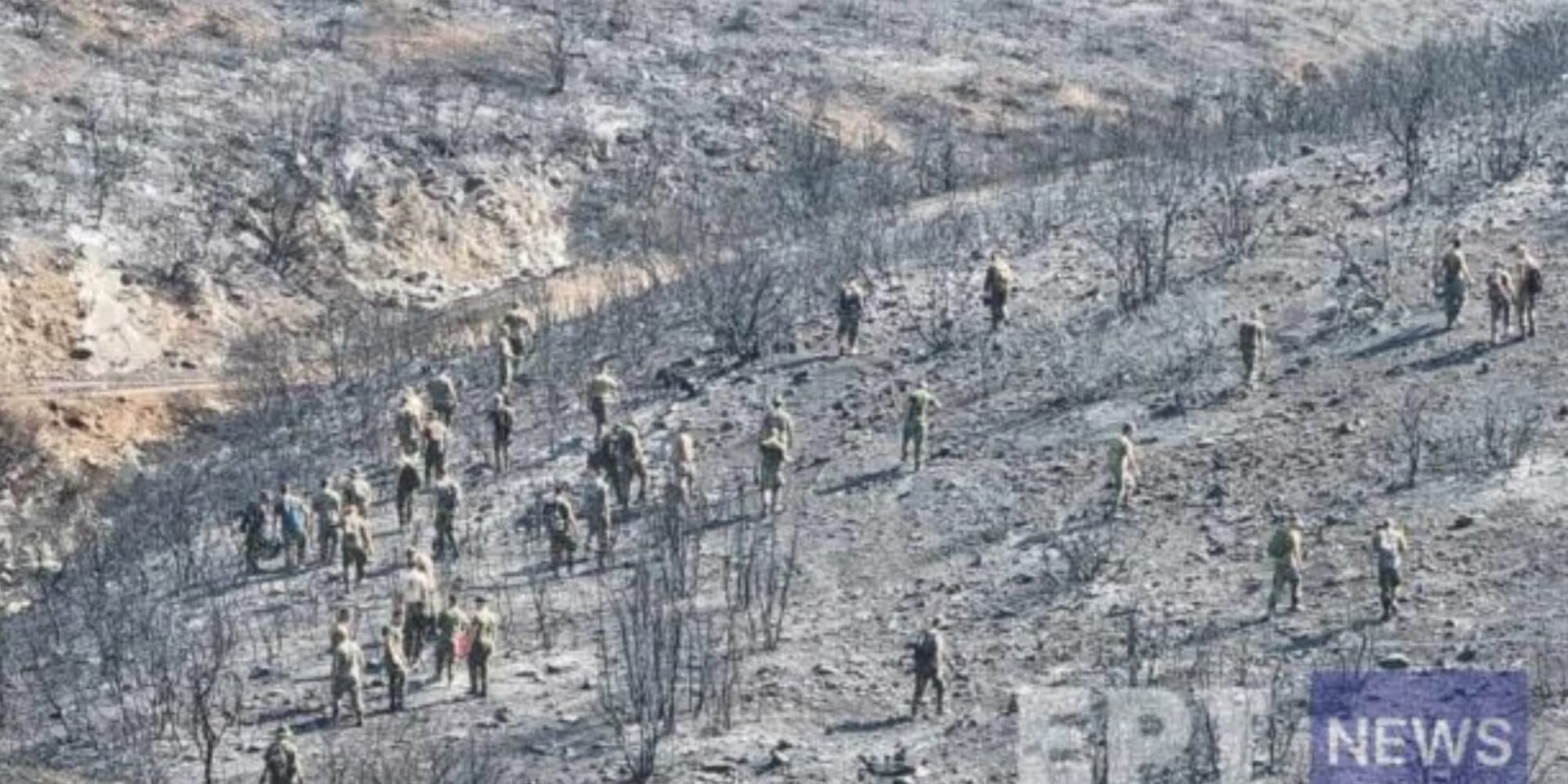 Ειδικές ομάδες του Στρατού περισυλλέγουν θραύσματα