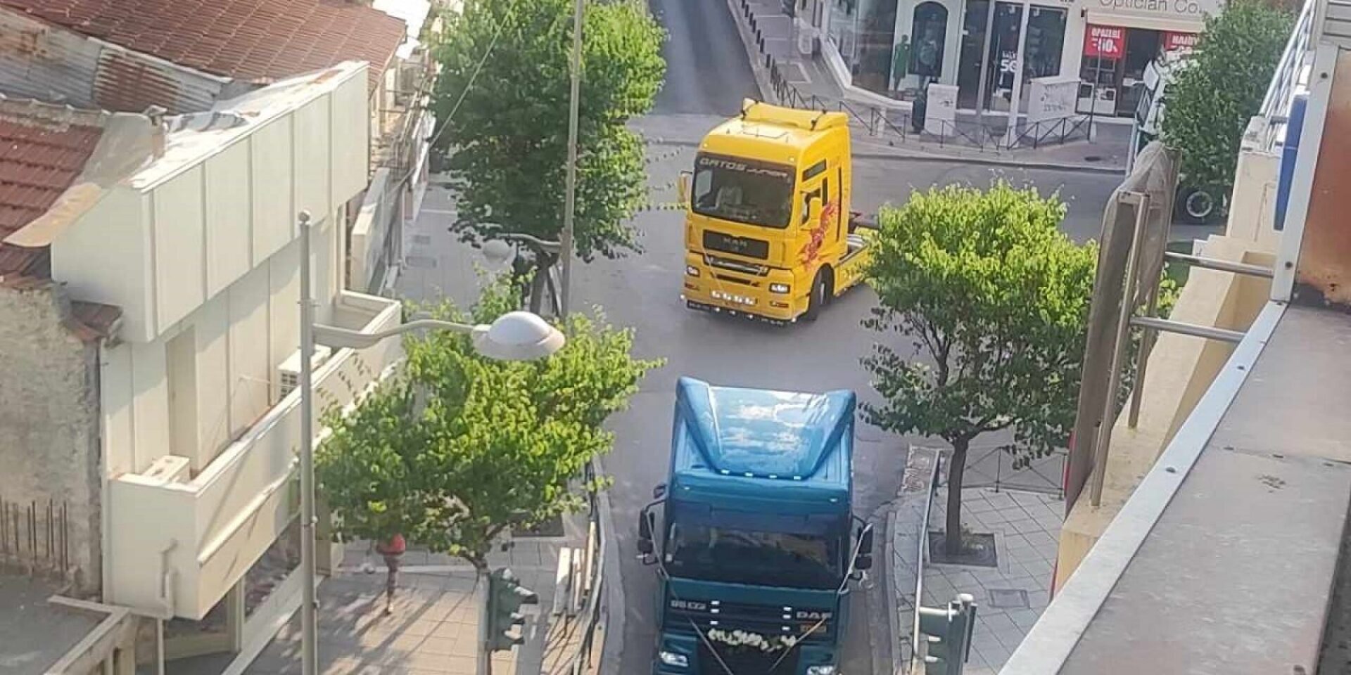 Νταλίκες σε γάμο στην Κοζάνη