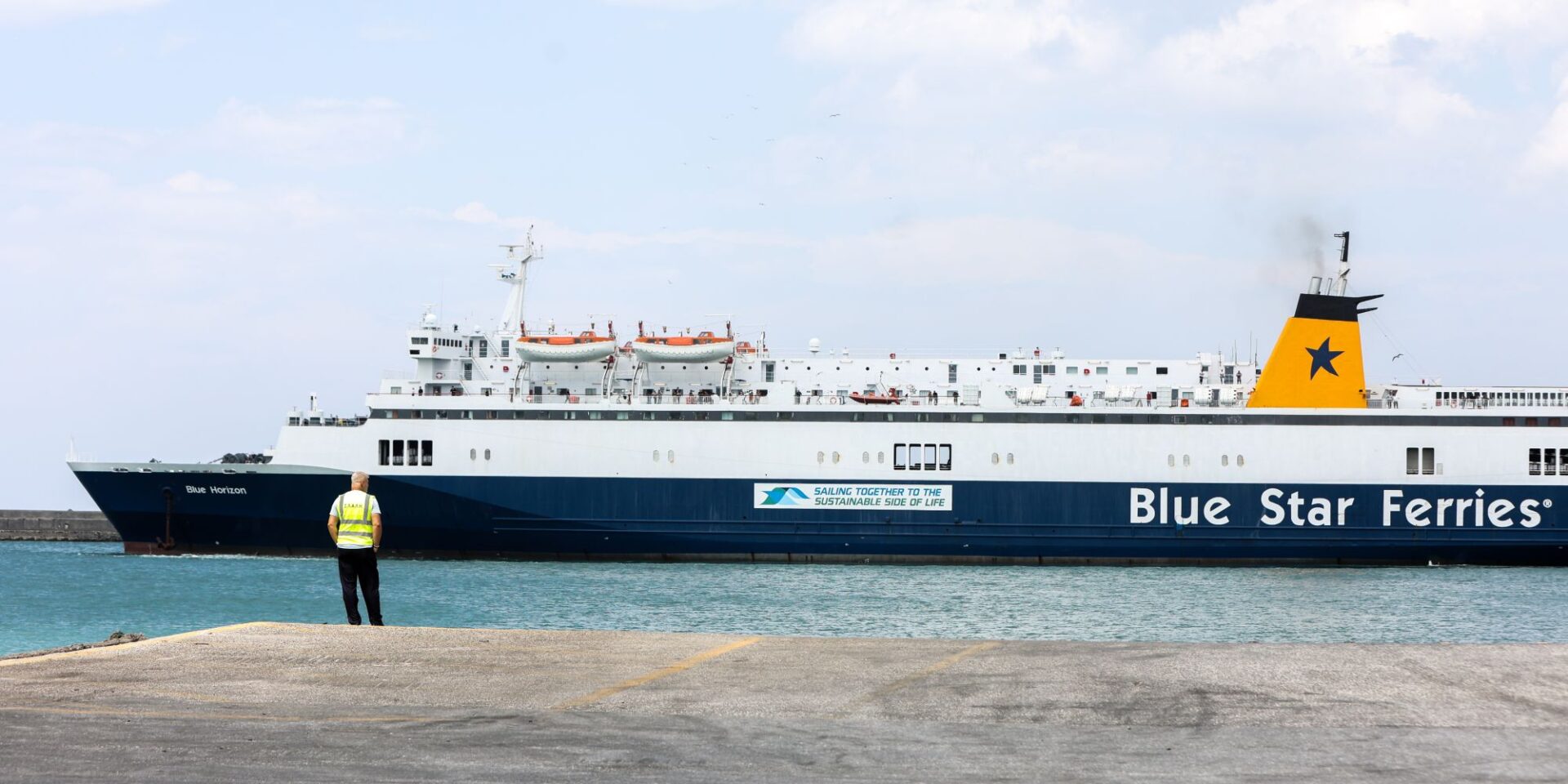 Το πλοίο Blue Horizon