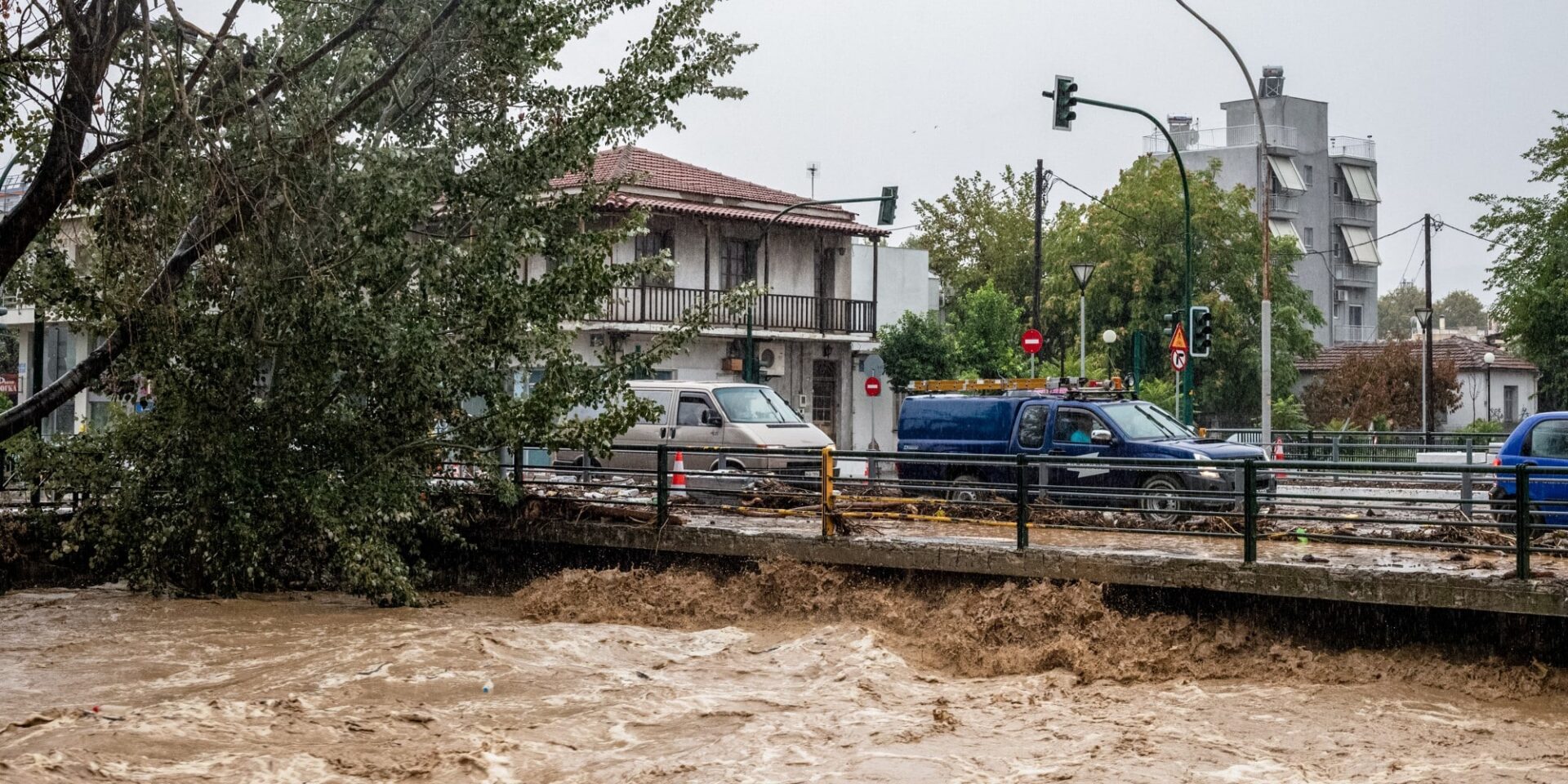 Εικόνα από την κακοκαιρία στον Βόλο