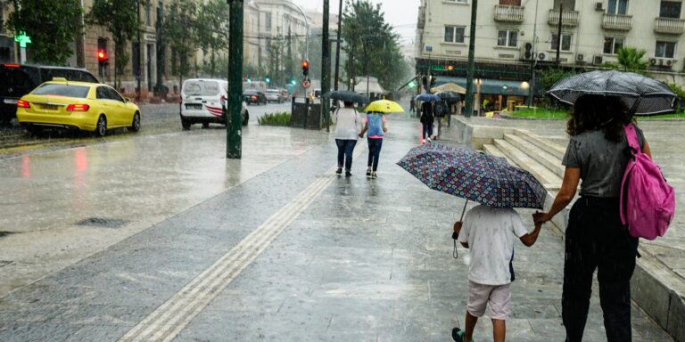 Έκτακτο δελτίο επιδείνωσης καιρού: Καταιγίδες και χαλαζοπτώσεις από σήμερα – Πότε θα «χτυπήσει» την Αττική