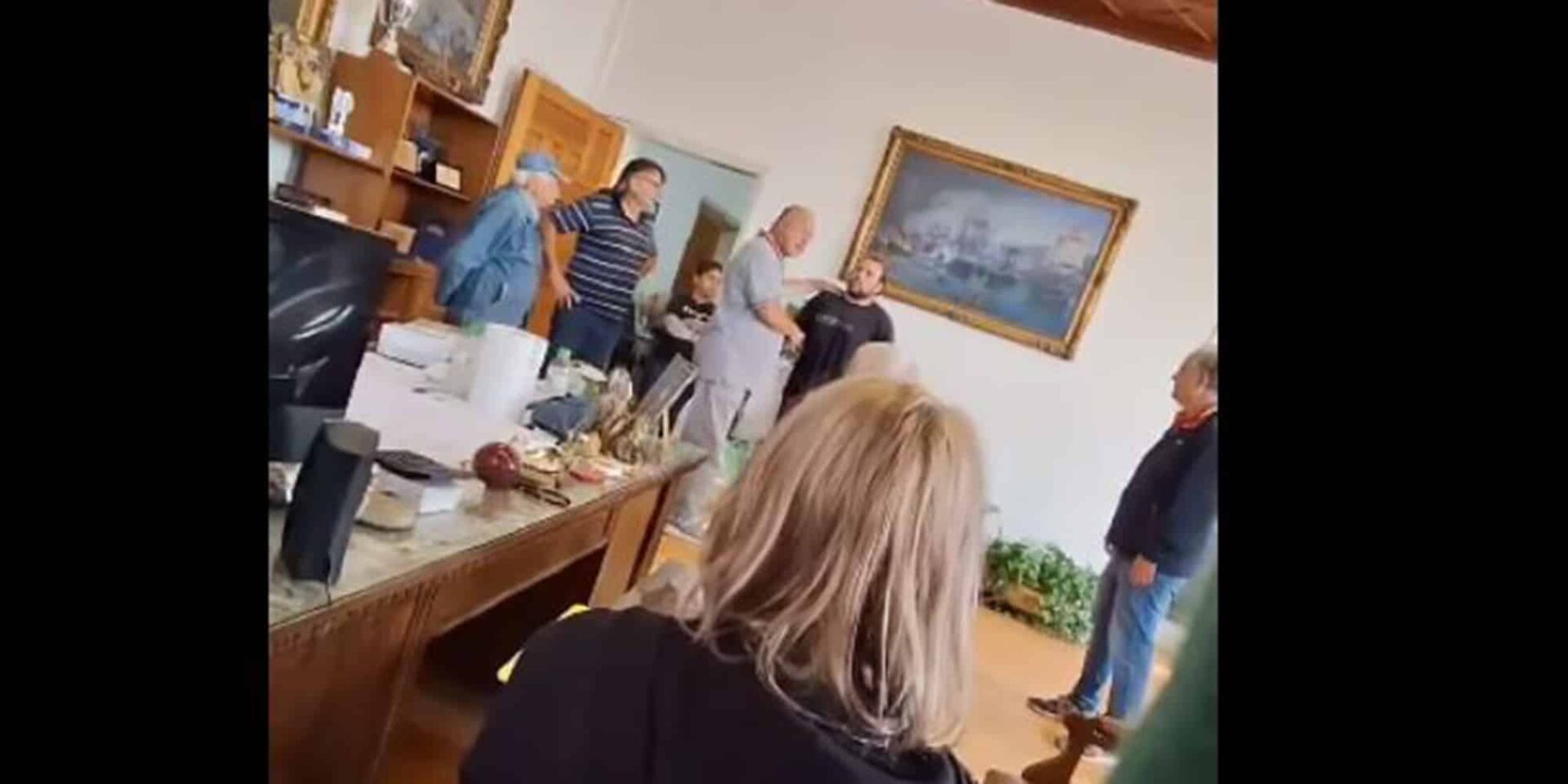 Ο Αχιλλέας Μπέος στο δημαρχείο του Βόλου