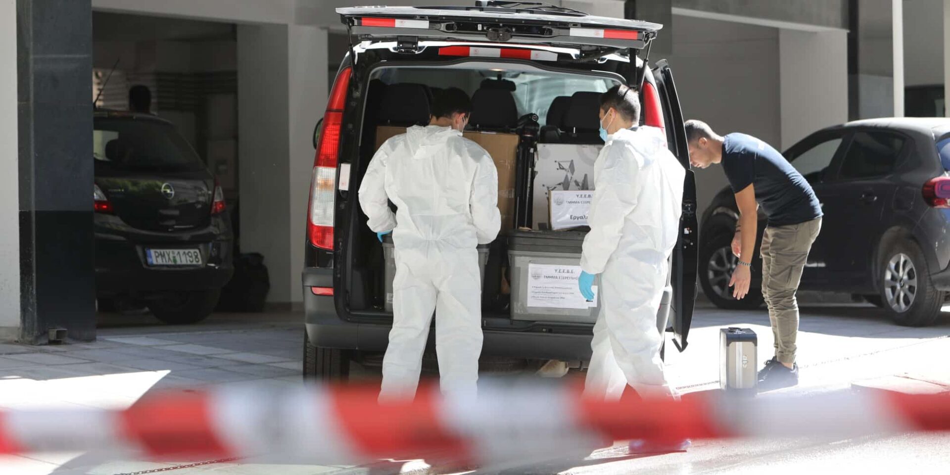 Το διαμέρισμα που έγινε το έγκλημα στη Θεσσαλονίκη