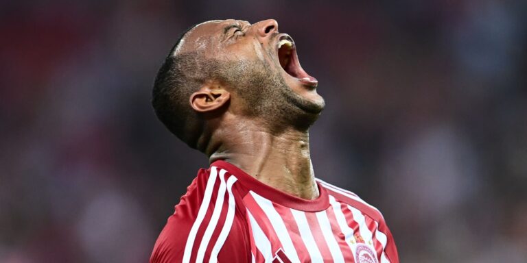 UEFA για Ελ Κααμπί: «Τίποτα δεν τον σταματά!» (εικόνα)