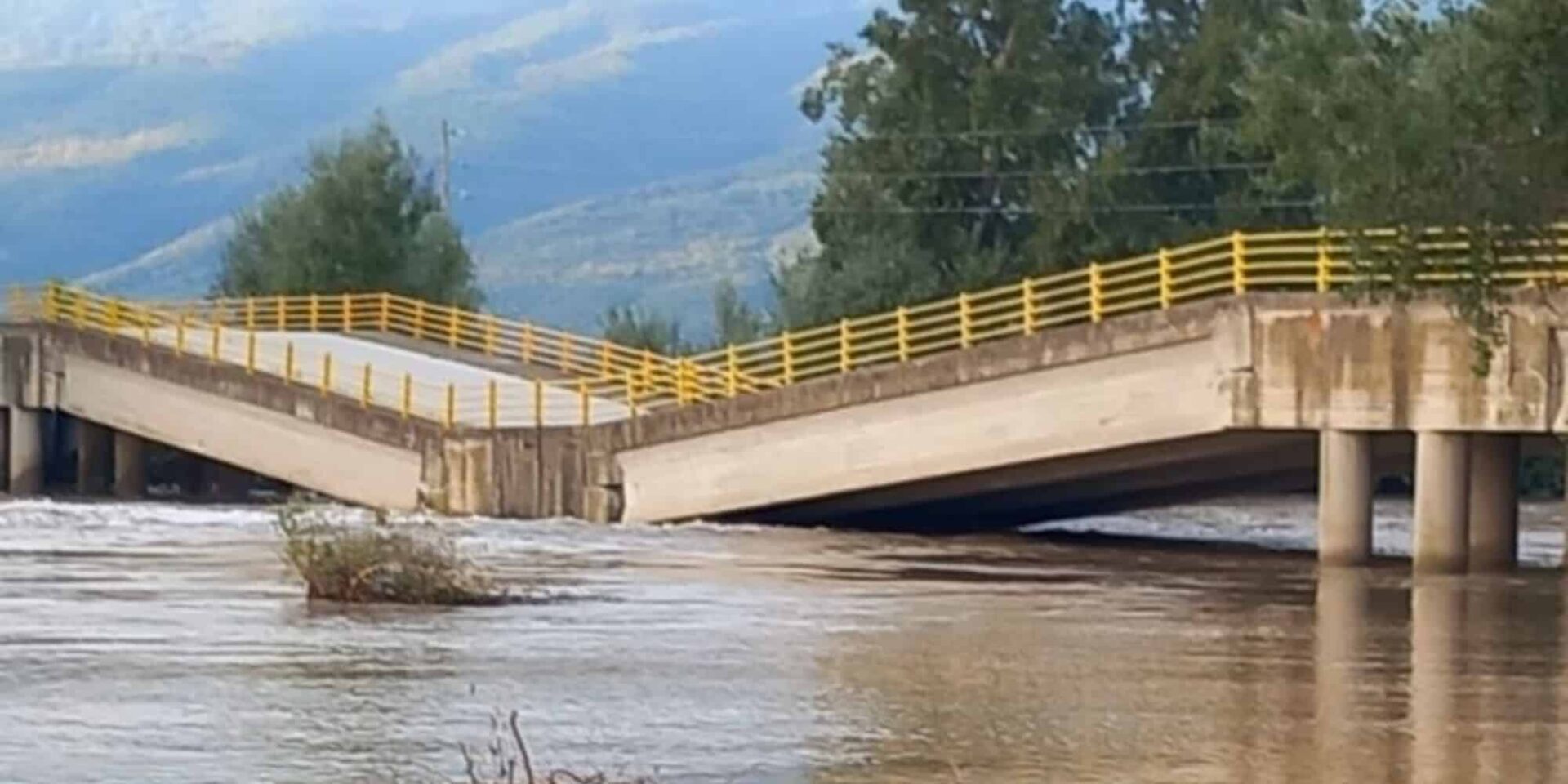 Η γέφυρα που κατέρρευσε