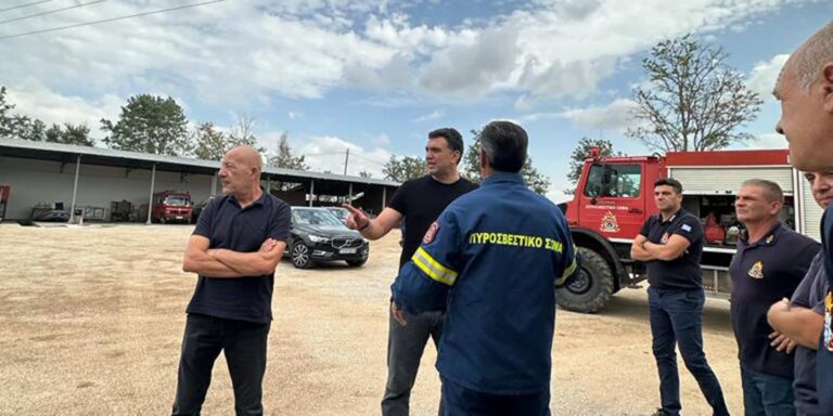Αποκάλυψη Κικίλια για τη φωτιά στη Βάρης-Κορωπίου: Υπάρχει οπτικό υλικό με εμπρηστή να βάζει φωτιά σε ξερά χόρτα!
