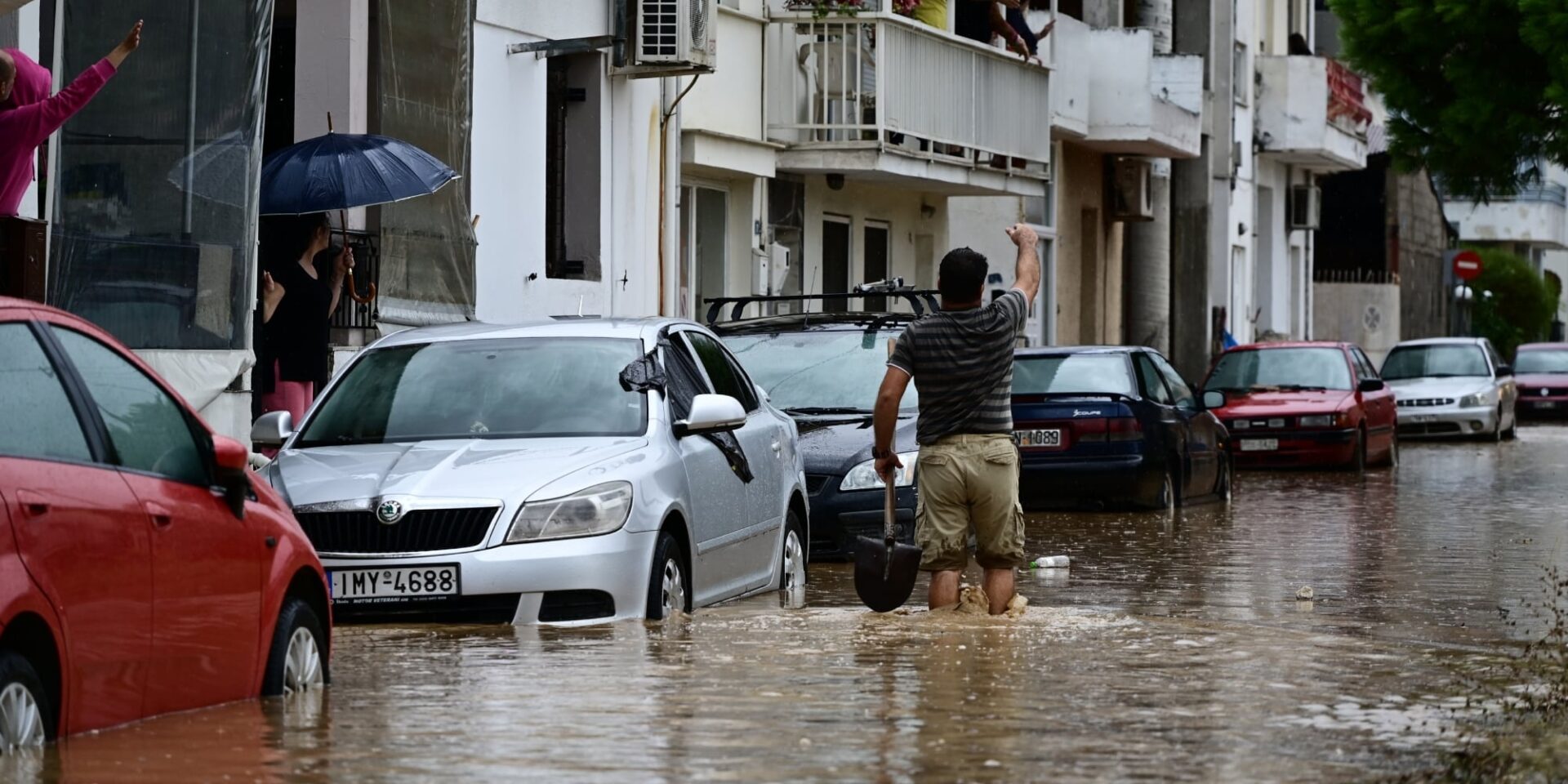 Τραγικές εικόνες στον Βόλο