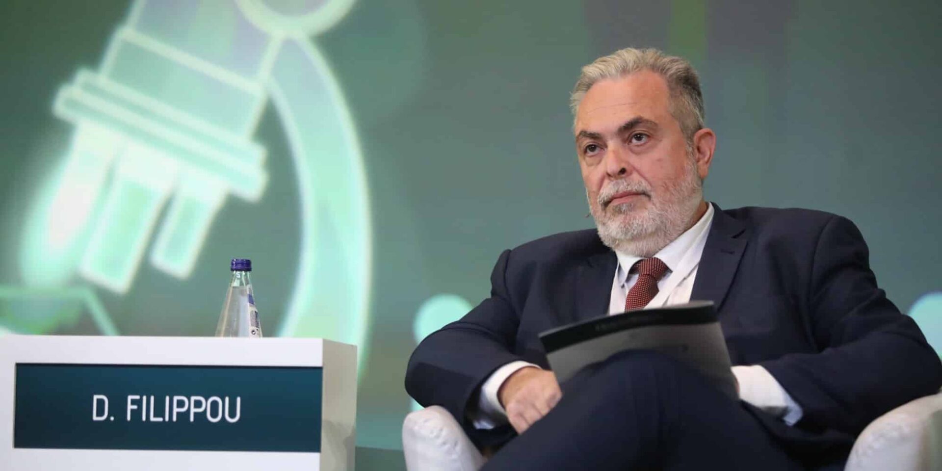 Ο πρώην πρόεδρος του ΕΟΦ, Δημήτρης Φιλίππου