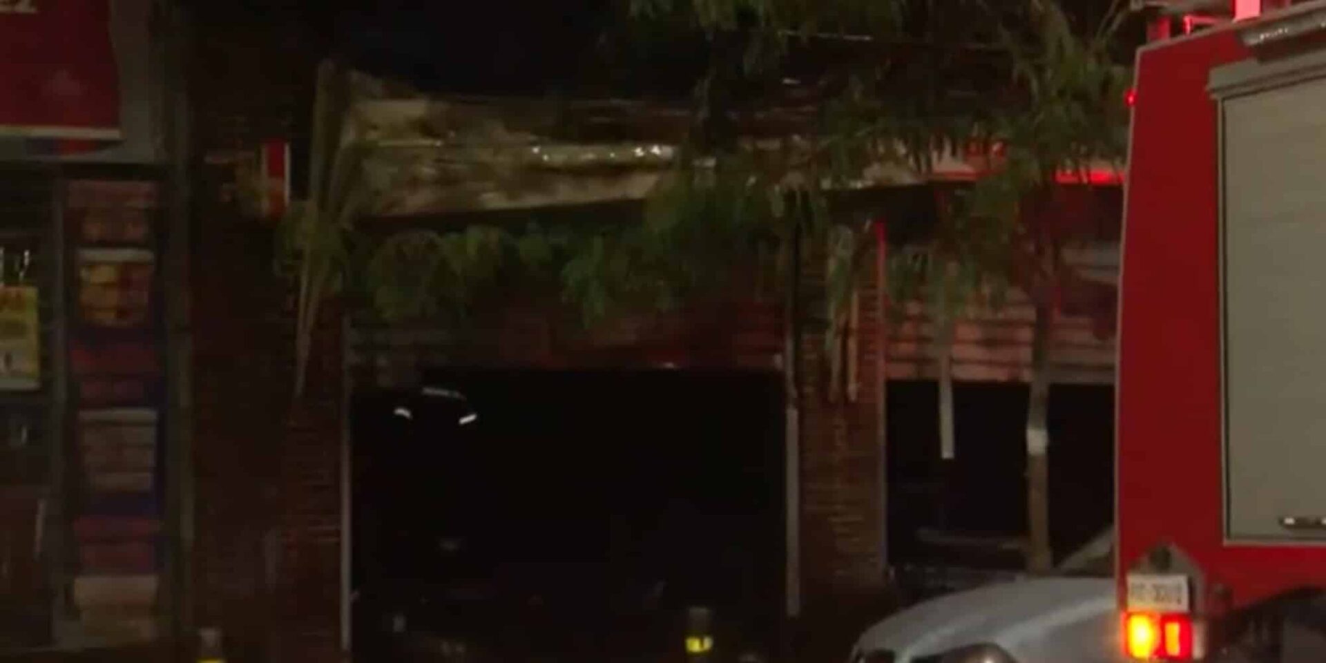 Εικόνα από το κατάστημα που ξέσπασε φωτιά