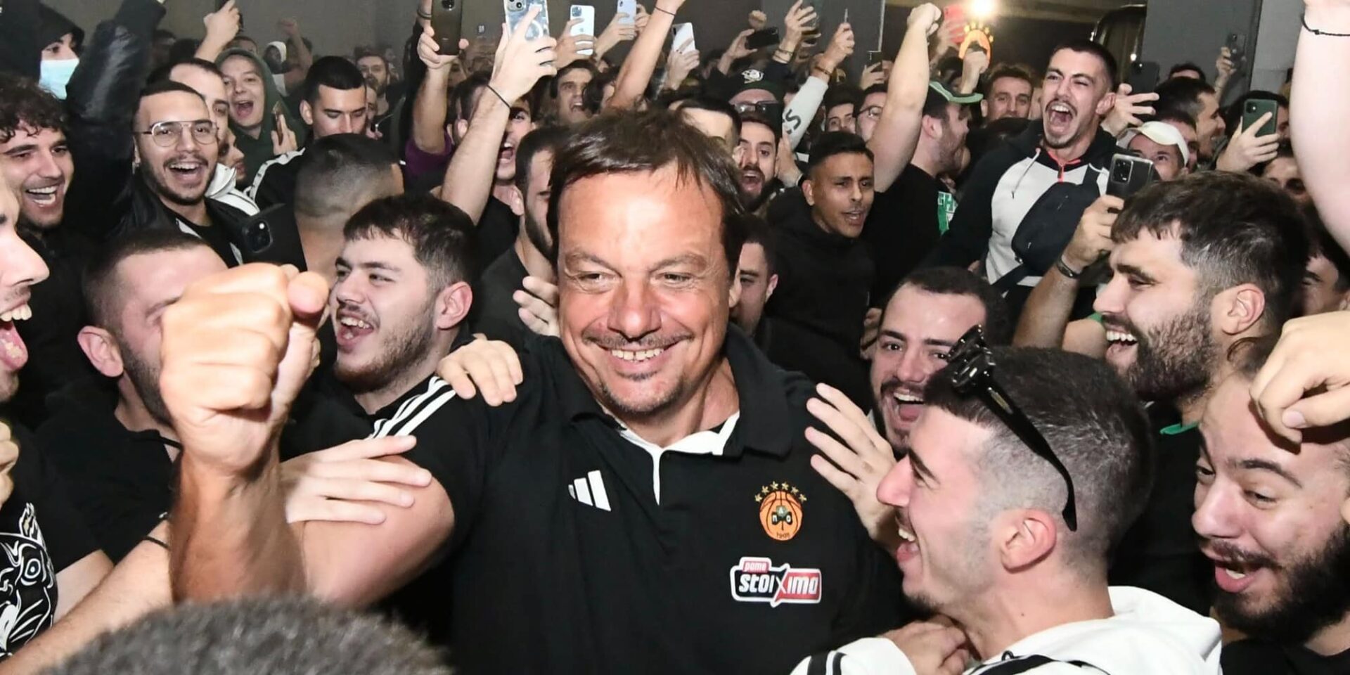 Οπαδοί του ΠΑΟ με τον Αταμάν