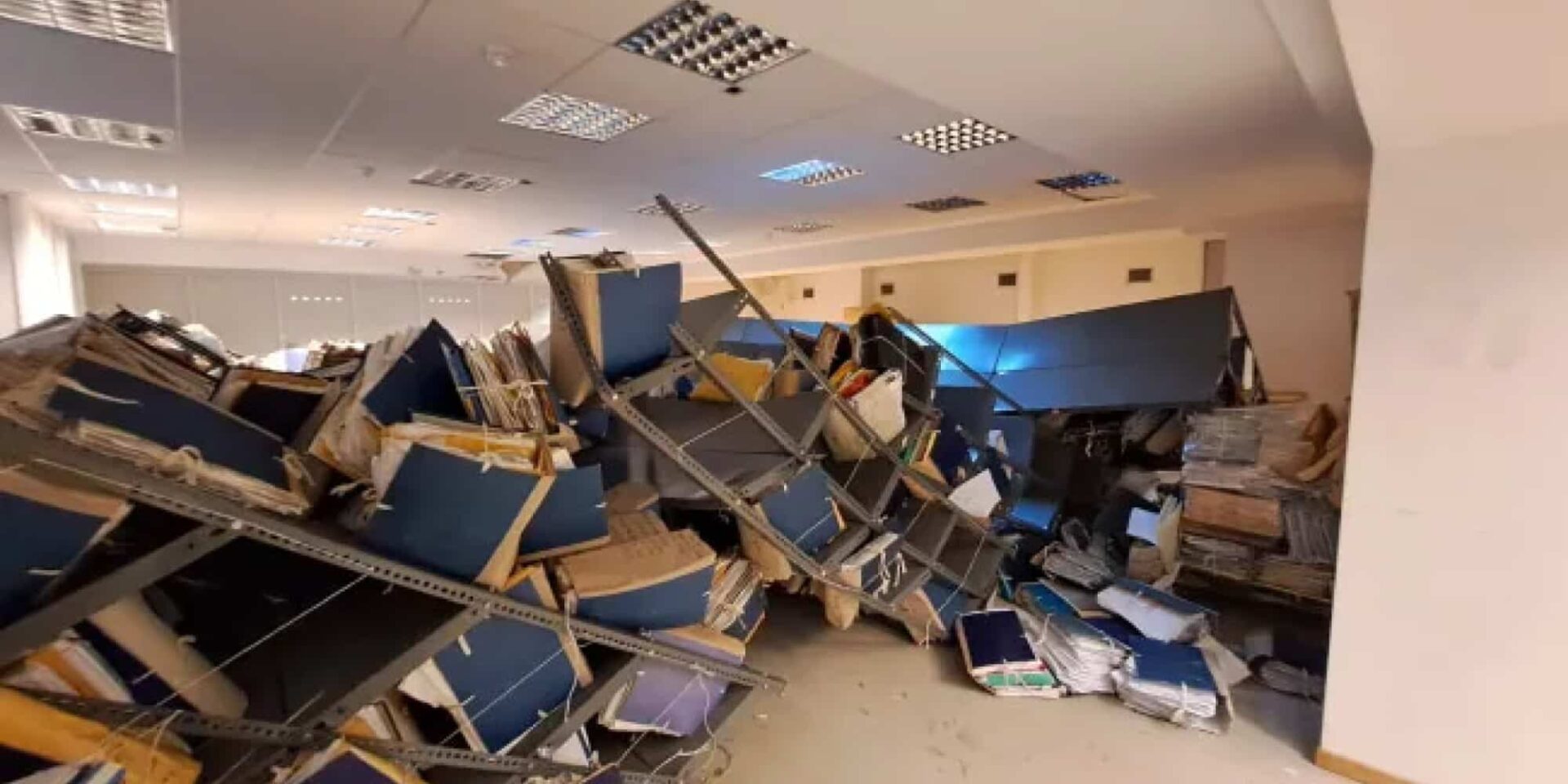 Έπεσαν ράφια με δικογραφίες στην Εισαγγελία Πρωτοδικών Αθήνας