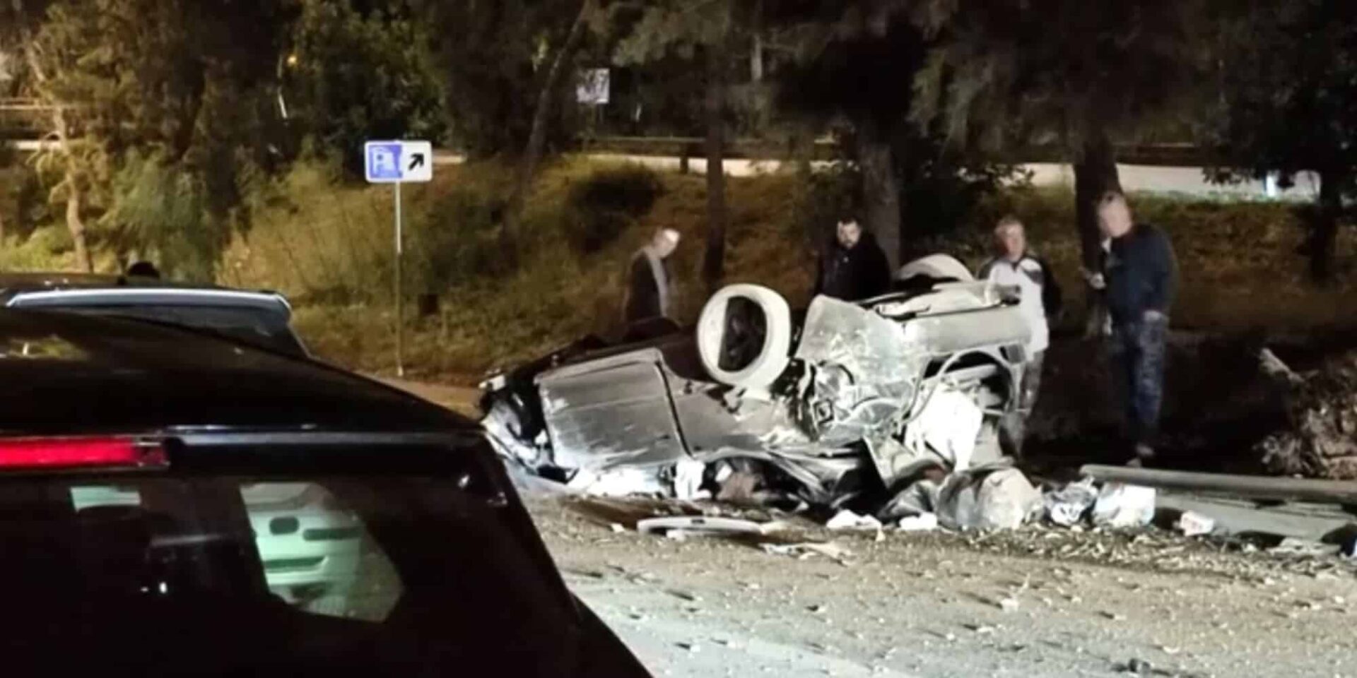 Εικόνα από το τροχαίο στη Συγγρού