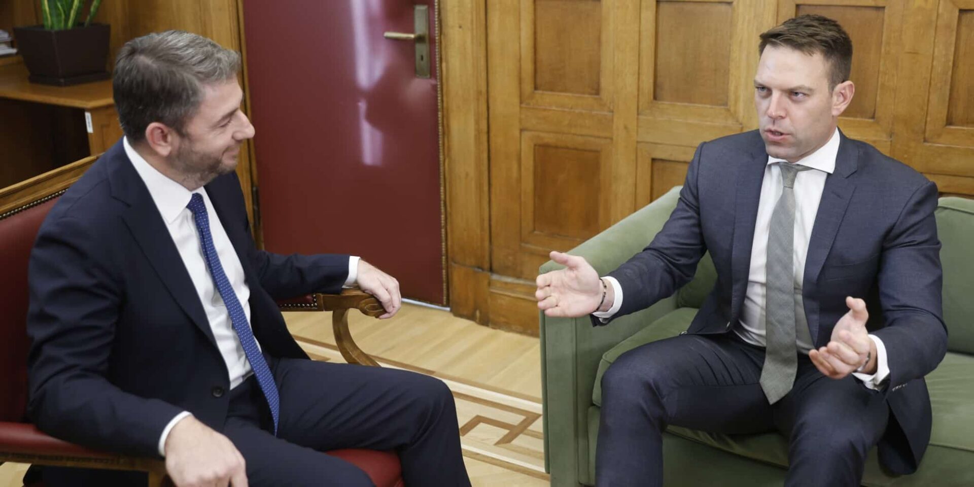 Ο Κασσελάκης συναντήθηκε με τον Ανδρουλάκη