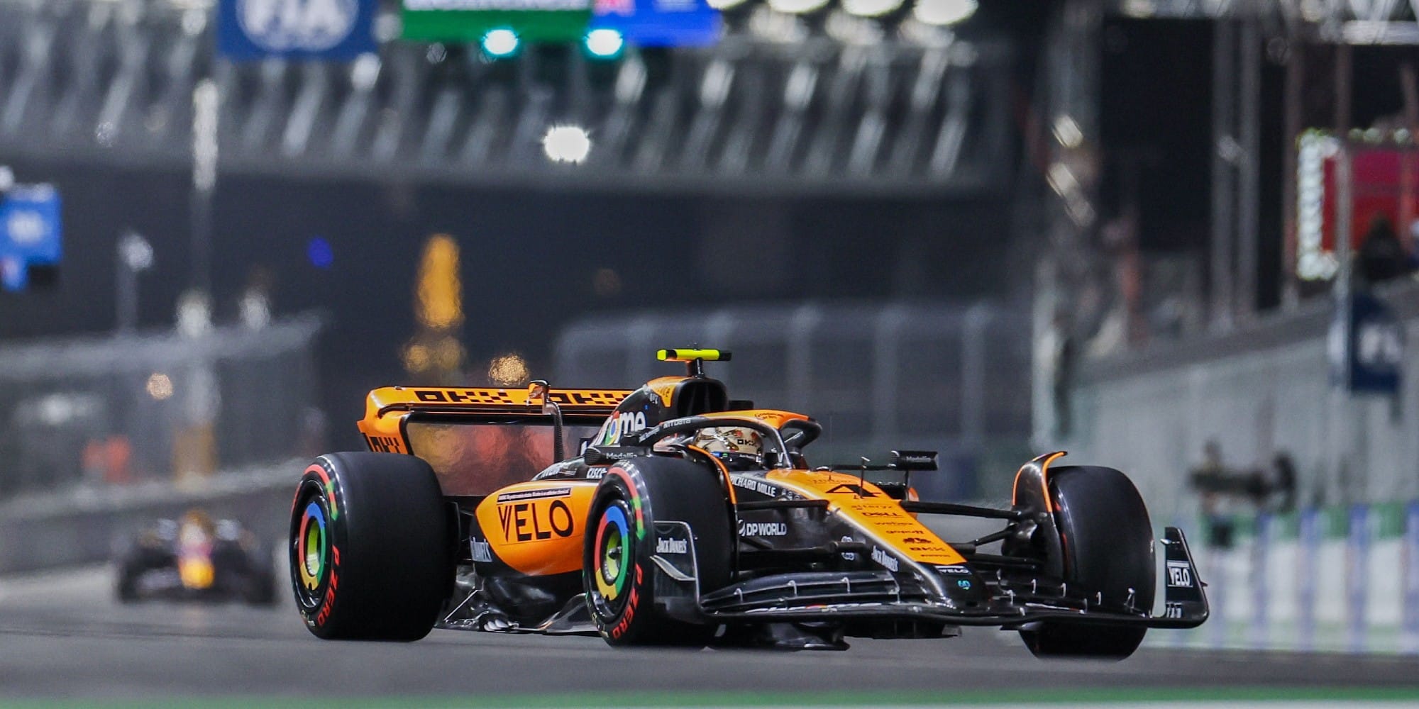 O Λάντο Νόρις στο όχημα της McLaren - Formula 1