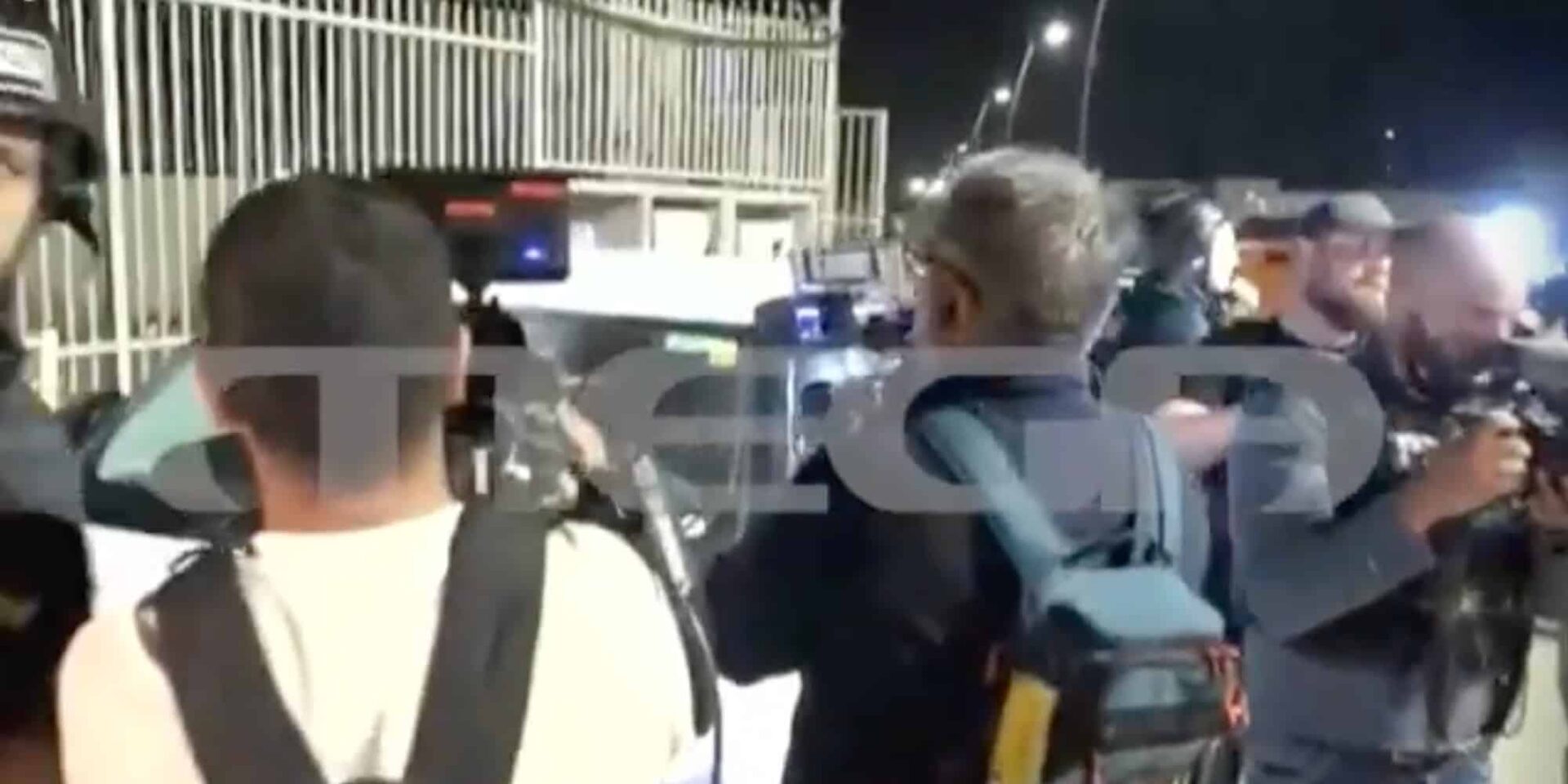 Ρουκέτα της Χαμάς έσκασε κοντά στο συνεργείο του MEGA